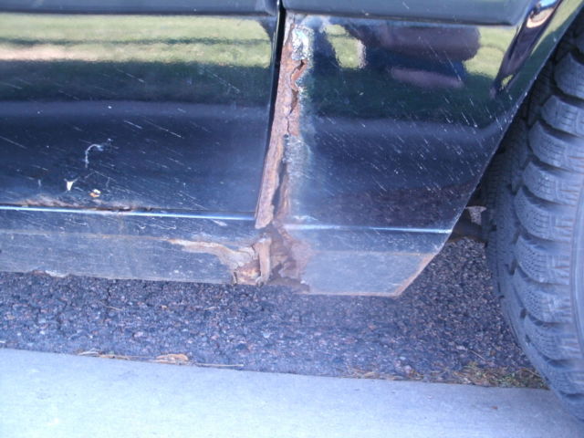 1988 Black BMW M5 Sedan