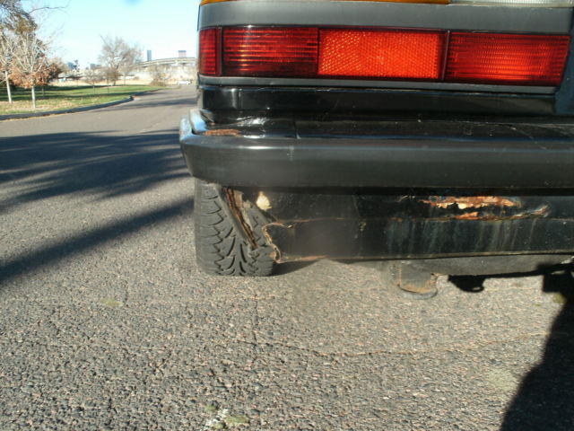 1988 Black BMW M5 Sedan
