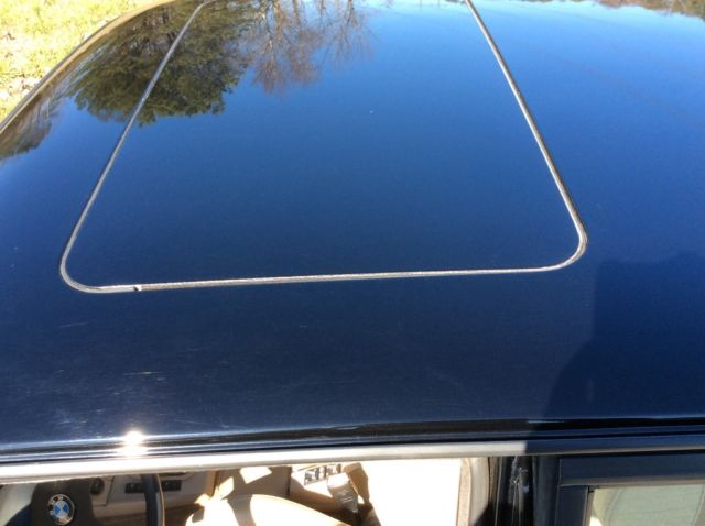 1988 Black BMW M5 Sedan