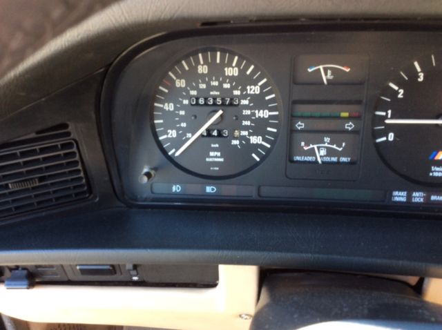 1988 Black BMW M5 Sedan