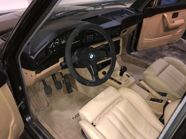 1988 Black BMW M5 Sedan