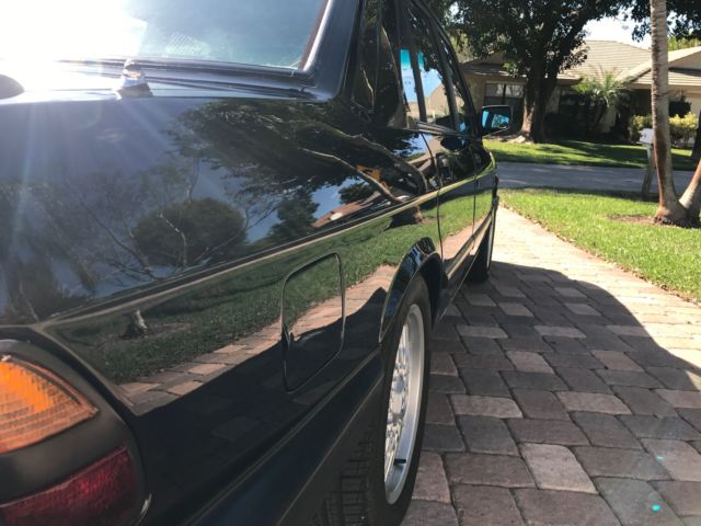 1988 Black BMW M5 Sedan