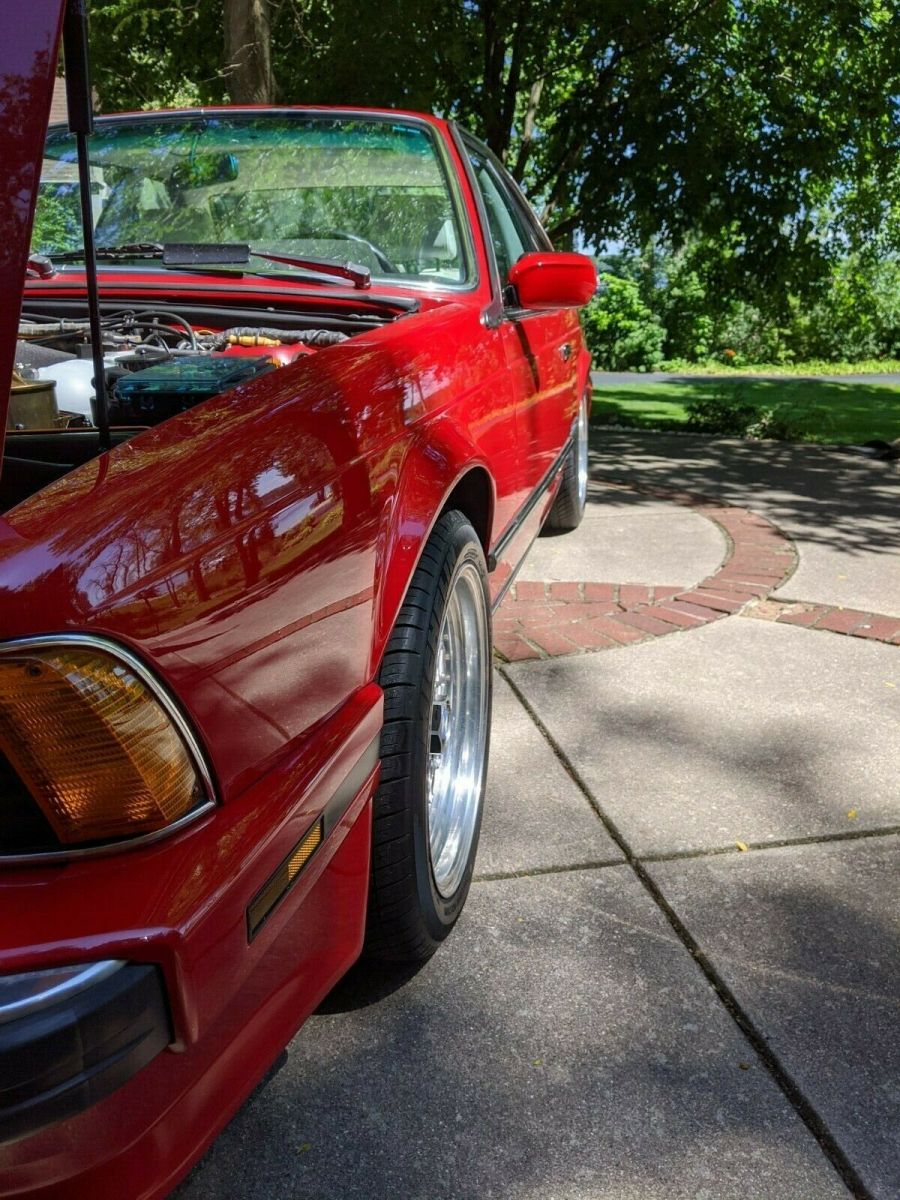 1988 Red BMW M6 Coupe