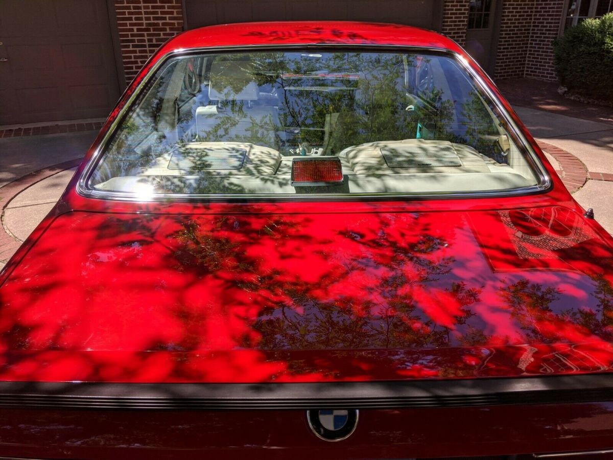 1988 Red BMW M6 Coupe