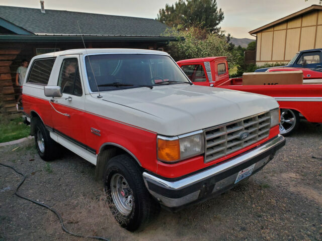 1988 BlueRED AND WHITE Ford Bronco SUV