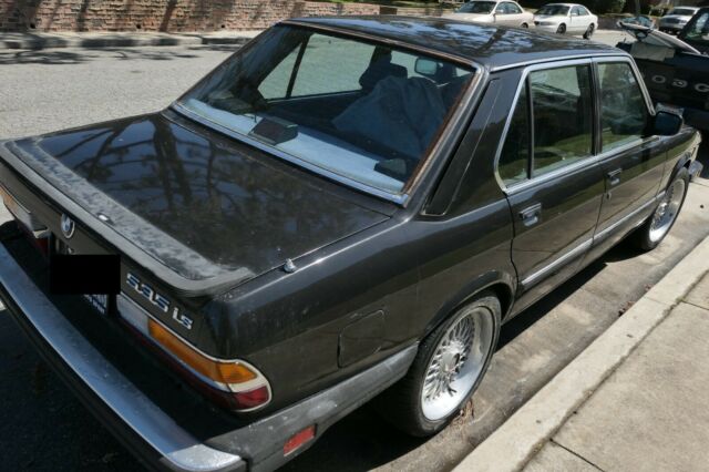 1988 Gray BMW 5-Series