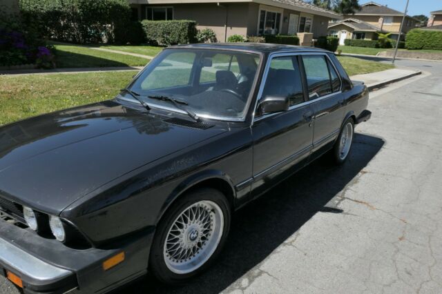 1988 Gray BMW 5-Series