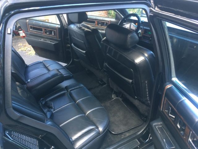 1988 Black Cadillac DeVille Sedan