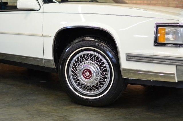 1988 White Cadillac DeVille Coupe