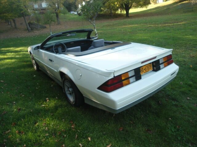 1988 White Chevrolet Other Convertible
