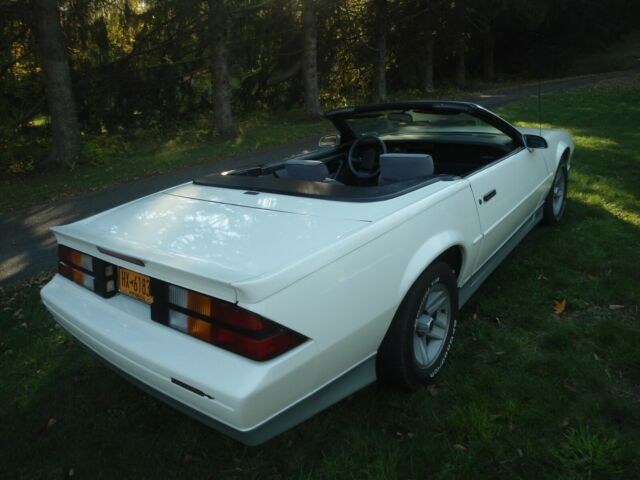 1988 White Chevrolet Other Convertible