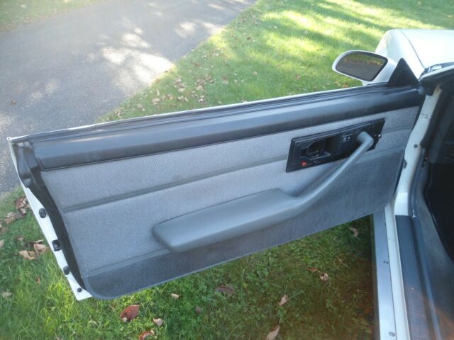 1988 White Chevrolet Other Convertible