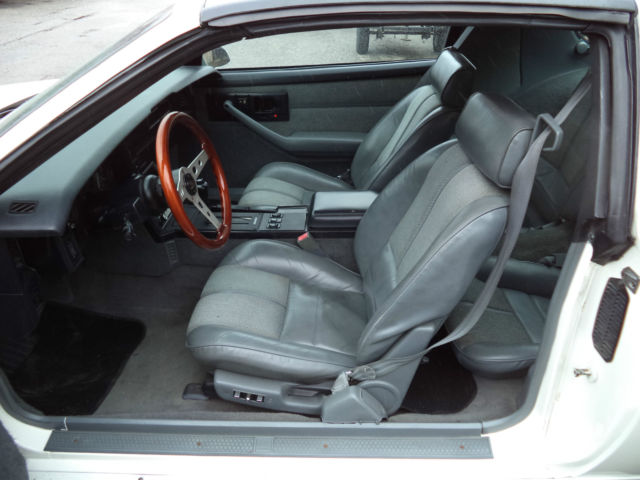 1988 Red Chevrolet Camaro Coupe