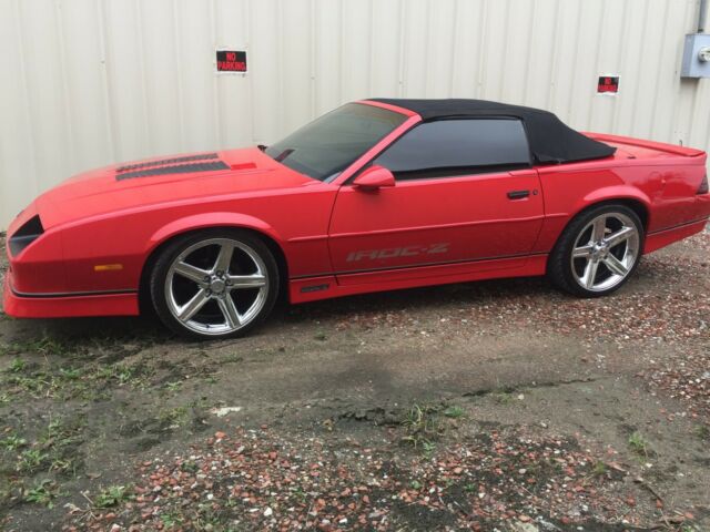 1988 White Chevrolet Camaro Coupe w/ T Tops