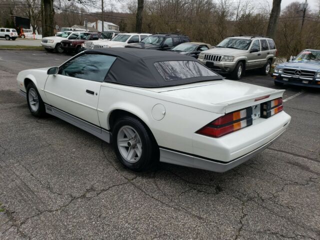 1988 White Chevrolet Camaro Convertible