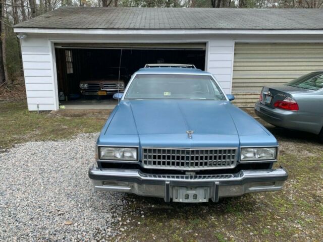 1988 Blue Chevrolet Caprice Wagon