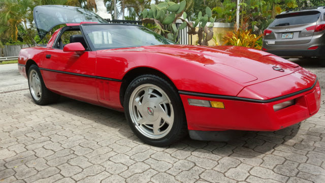 1988 Red Chevrolet Corvette