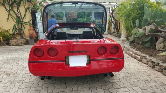 1988 Red Chevrolet Corvette