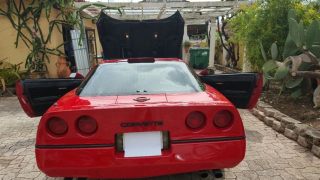 1988 Red Chevrolet Corvette