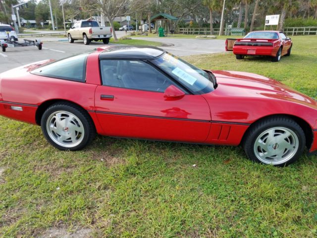 1988 Red Chevrolet Corvette Coupe