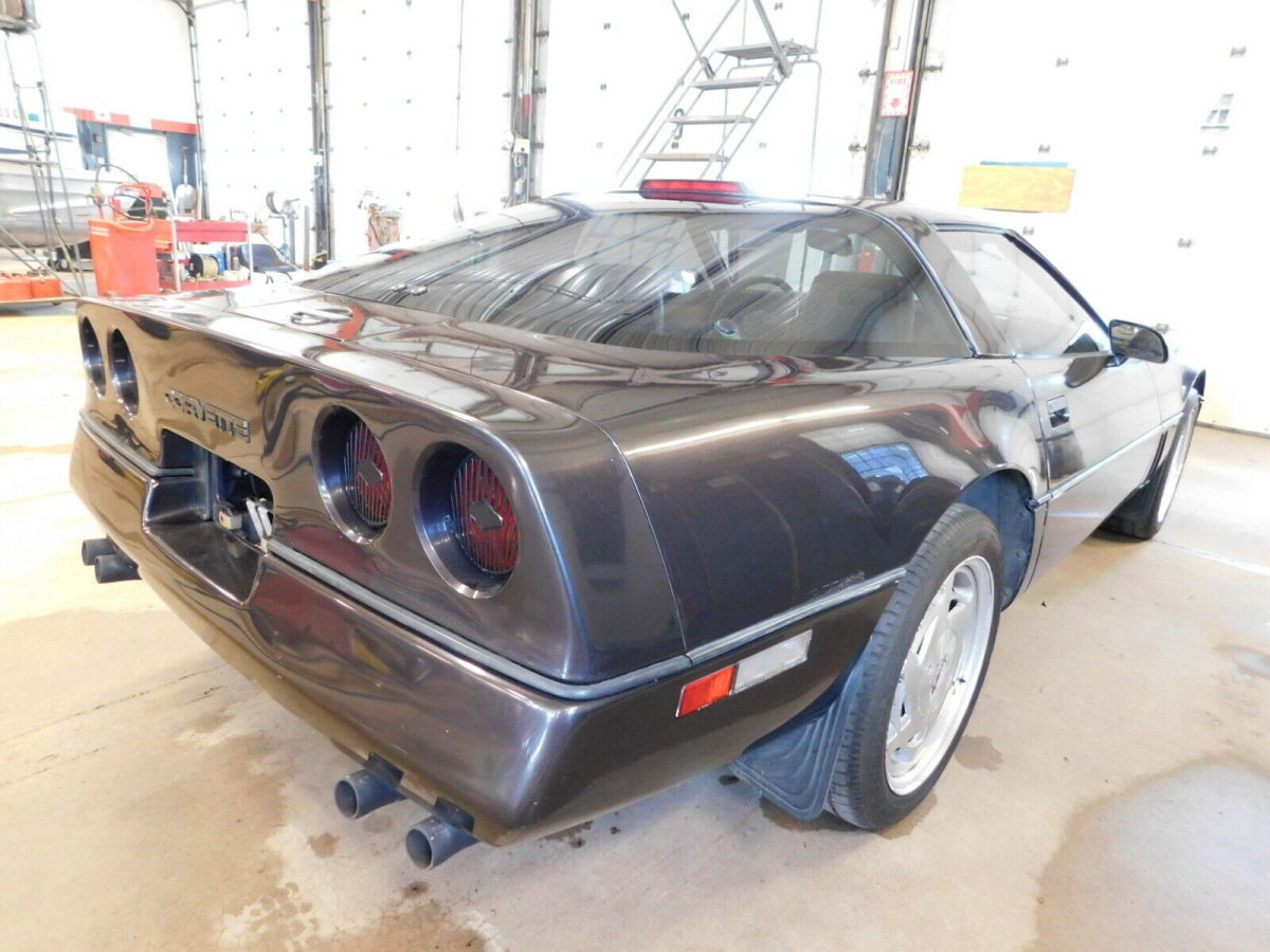 1988 Black Chevrolet Corvette Coupe