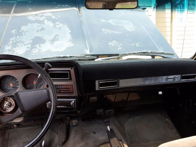 1988 Black and red Chevrolet Blazer SUV
