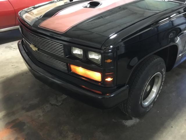 1988 Black Chevrolet C/K Pickup 1500