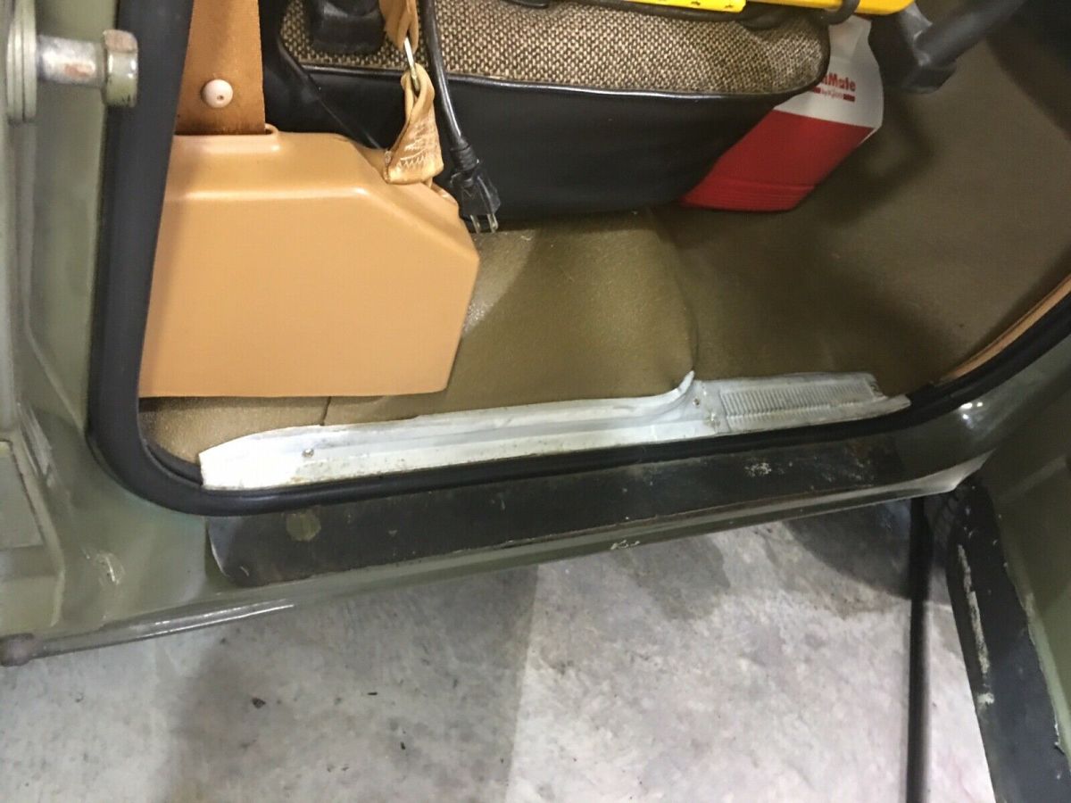 1988 Green Chevrolet R20 Pickup