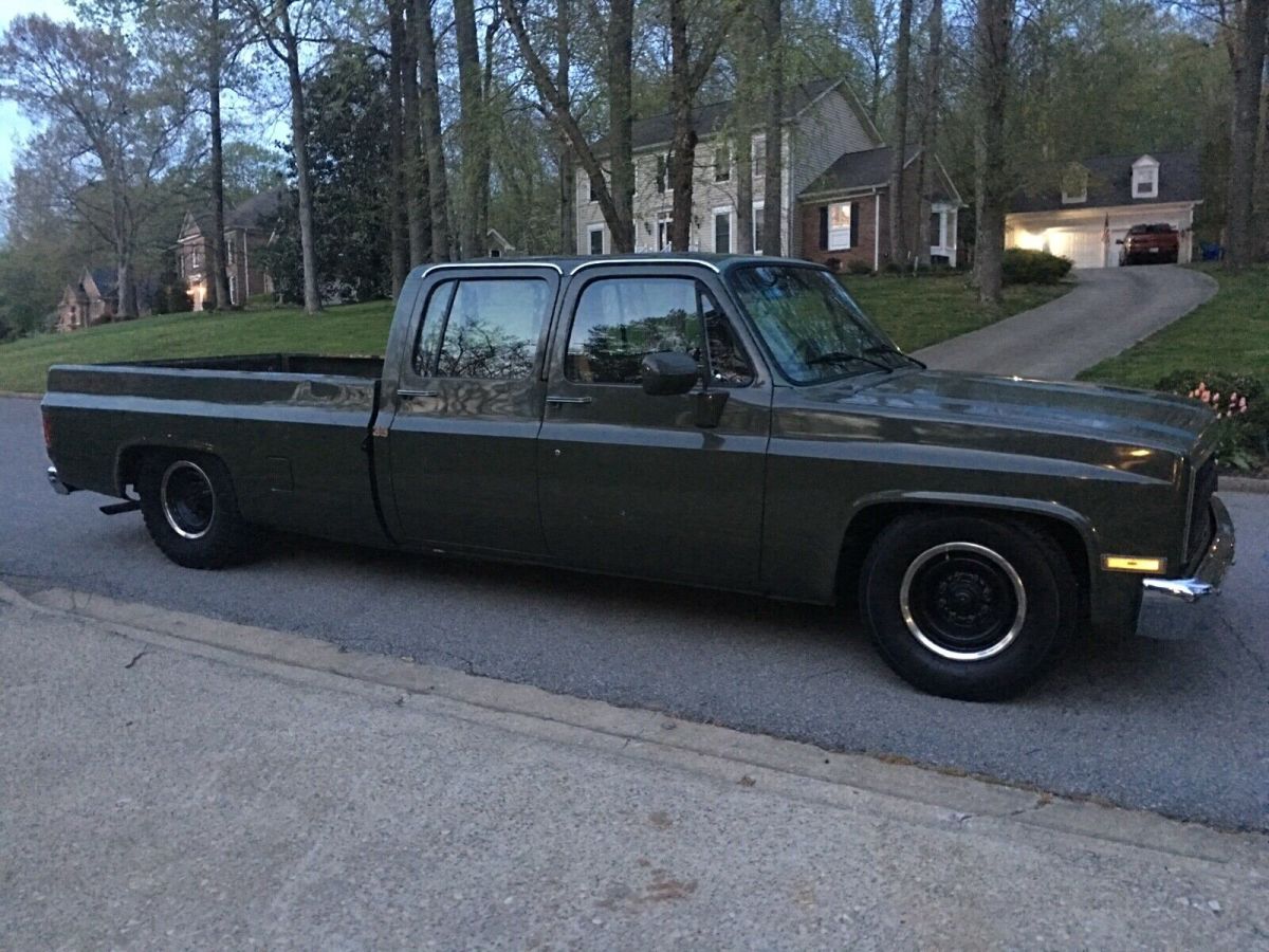1988 Green Chevrolet R20 Pickup