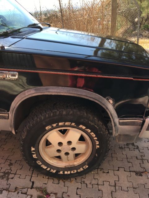 1988 Black Chevrolet S-10 Standard Cab Pickup