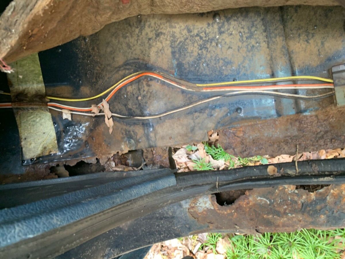 1988 Blue Chevrolet Silverado 1500