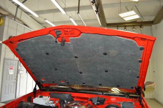 1988 Red Chevrolet Silverado 1500