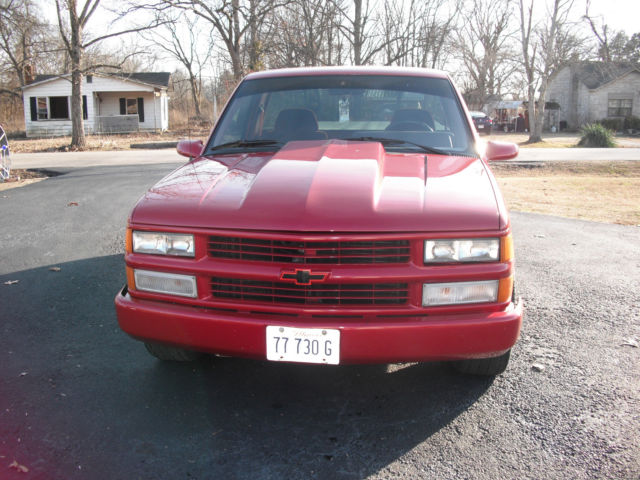 1988 Burgundy Chevrolet Silverado 1500 Standard Cab Pickup