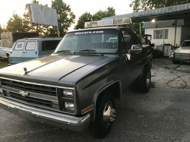 1988 Gray Chevrolet Suburban SUV