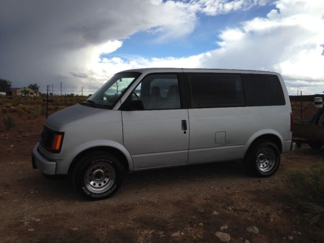 1988 Silver Chevrolet Astro Standard Passenger Van