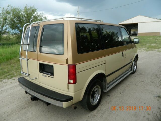 1988 Chevrolet Astro