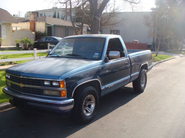 1988 Blue Chevrolet C/K Pickup 1500 Crew Cab Pickup