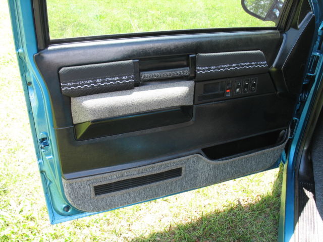 1988 Teal Chevrolet C/K Pickup 1500