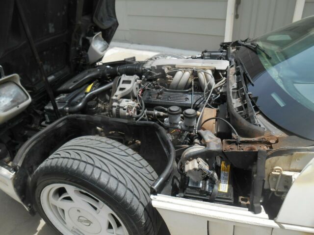 1988 White Chevrolet Corvette Convertible