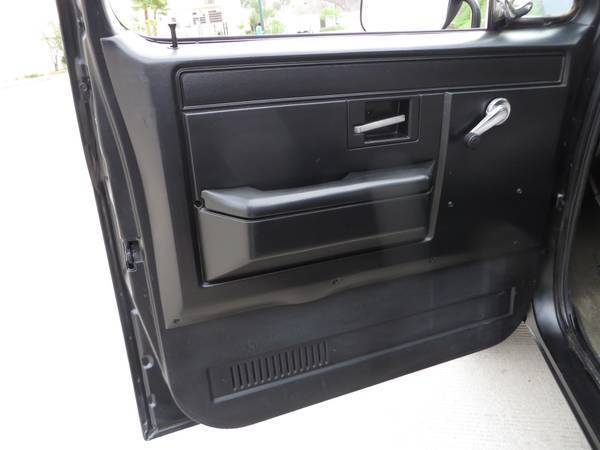 1988 Black Chevrolet Blazer