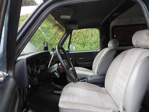 1988 Black Chevrolet Blazer