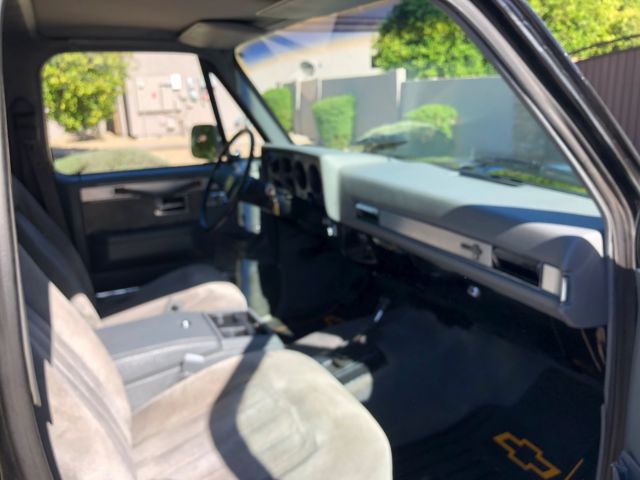 1988 Black Chevrolet Blazer