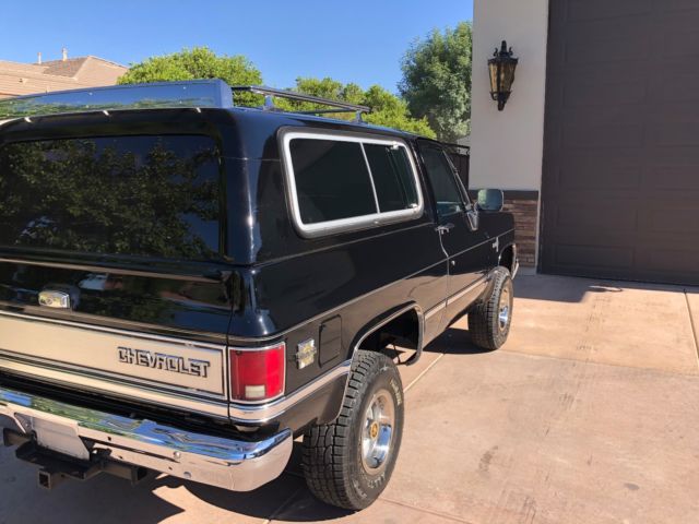 1988 Black Chevrolet Blazer