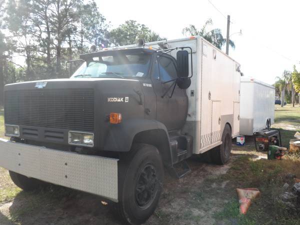 1988 Black & white Chevrolet Other totterhome style