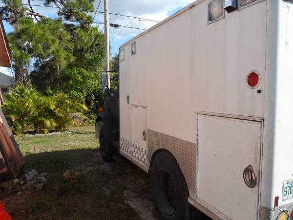 1988 Black & white Chevrolet Other totterhome style