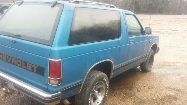 1988 Blue Chevrolet Blazer SUV