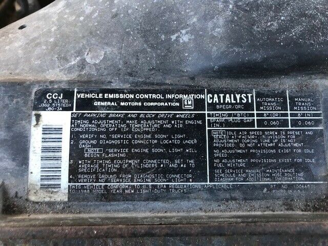 1988 White Chevrolet S-10 Standard Cab Pickup