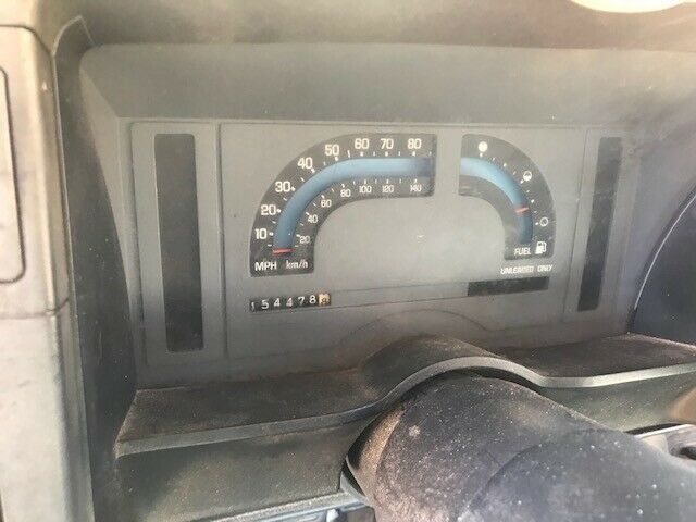 1988 White Chevrolet S-10 Standard Cab Pickup