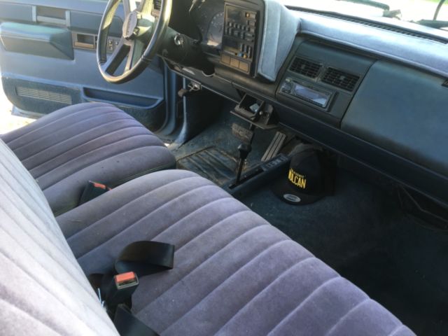 1988 Blue Chevrolet Silverado 1500 2 door 4x4