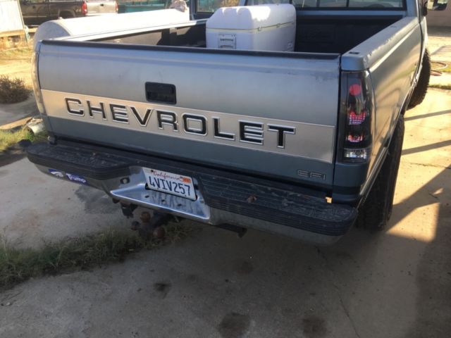 1988 Blue Chevrolet Silverado 1500 2 door 4x4